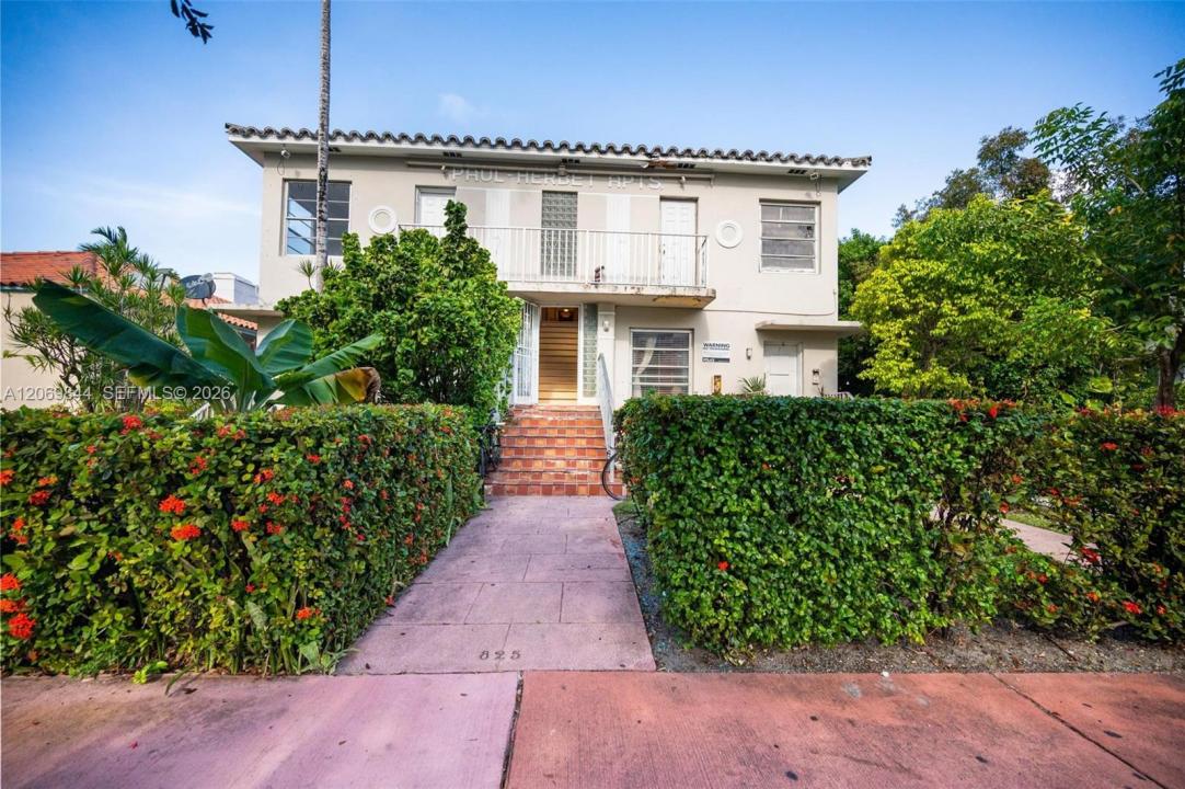 825 Alton Rd 2, Miami Beach, Floryda 33139, USA