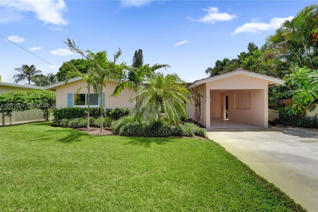 1524 NE 37th St, Oakland Park, Floride 33334, États-Unis