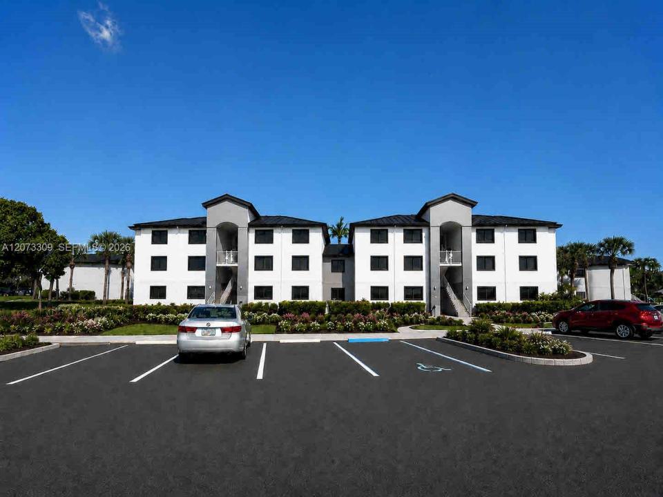 3690 N 56th Ave 903, Hollywood, Floride 33021, États-Unis