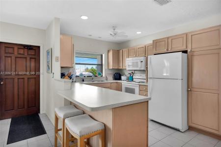 350 11th St, Key Colony, Florida 33051, USA