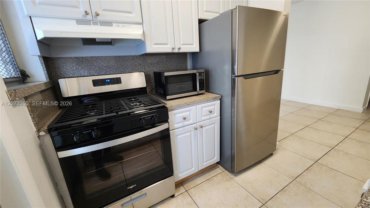 1231 Pennsylvania Ave 10, Miami Beach, Florida 33139, USA