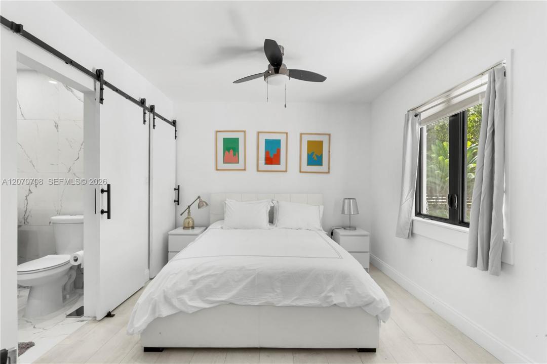 2388 Prairie Ave, Miami Beach, Florida 33140, USA