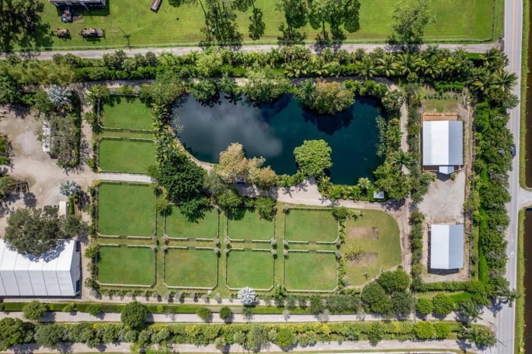 1754 B Road, Loxahatchee, Flórida 33470, Estados Unidos