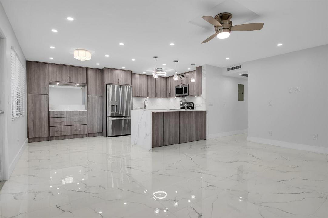 108 E Richmond A, Deerfield Beach, Floride 33442, États-Unis