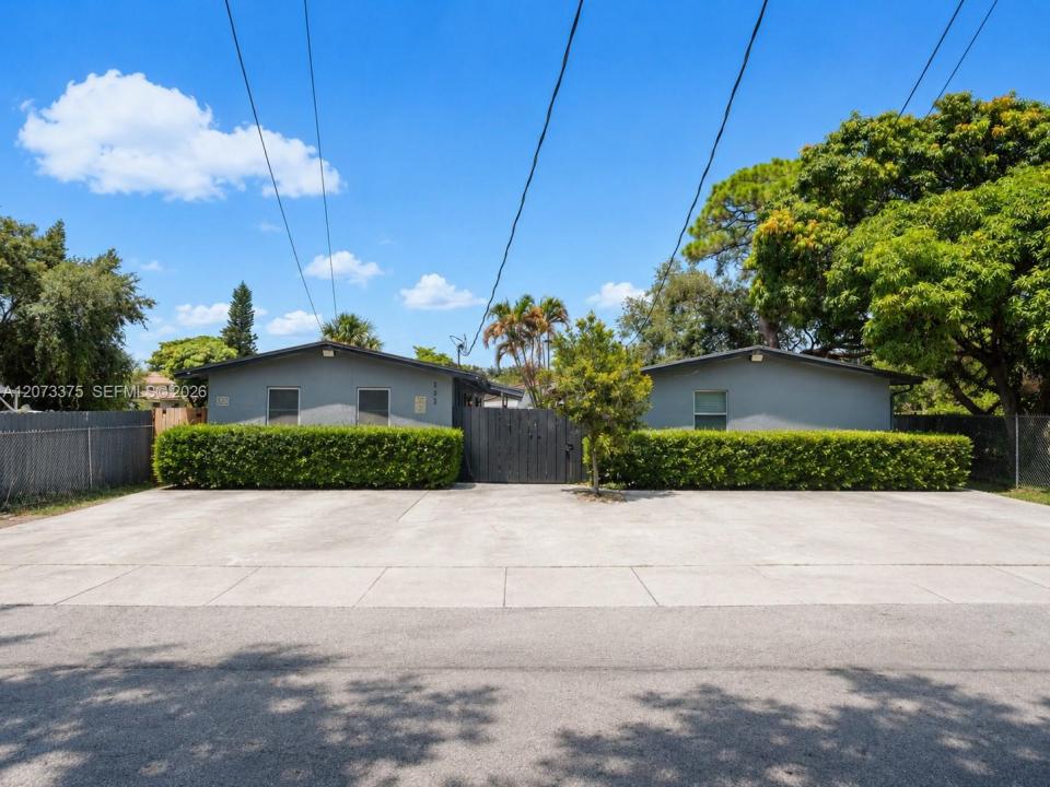 535 NW 13th Ave, Fort Lauderdale, Florida 33311, Stati Uniti