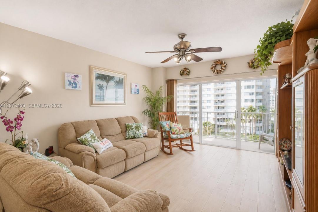 1965 S Ocean Dr 5E, Hallandale Beach, Florida 33009, Stati Uniti