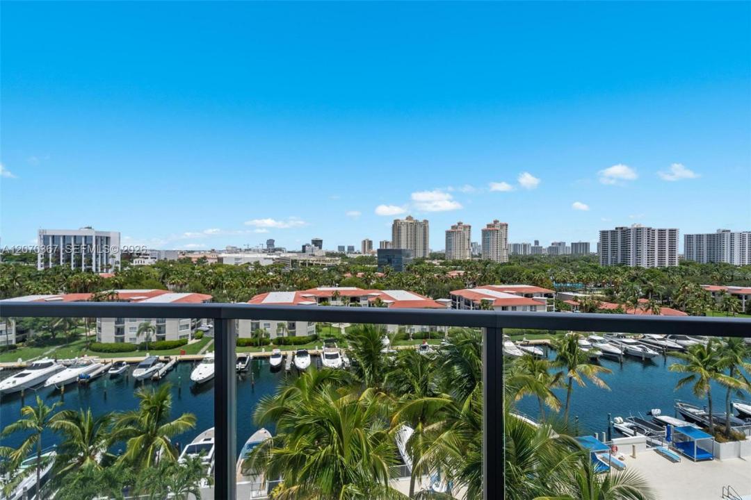 3029 NE 188th St 818, Aventura, Floride 33180, États-Unis