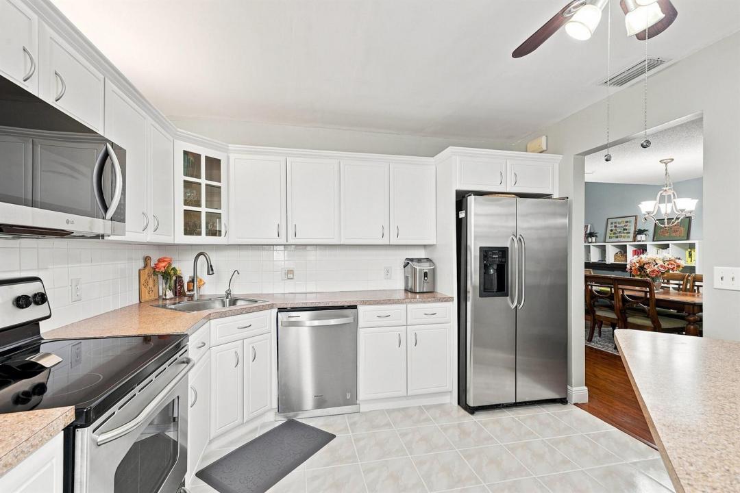 4111 CORAL TREE Circle 321, Coconut Creek, فلوريدا 33073, الولايات المتحدة
