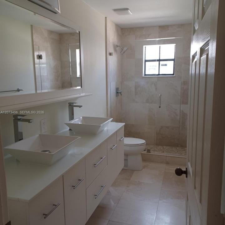 3839 Pond Apple Dr 6, Weston, Florida 33332, Stati Uniti