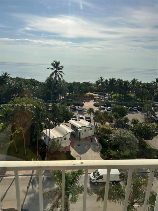 6450 Collins Ave 707, Miami Beach, Floride 33141, États-Unis