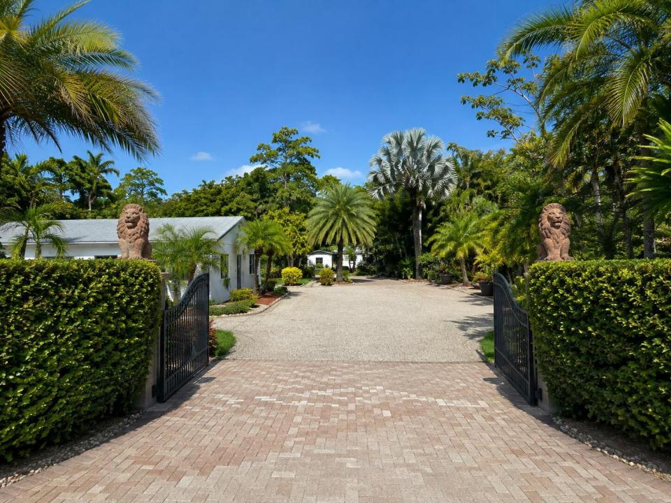 2659 W G W Road, Florida 33470, USA