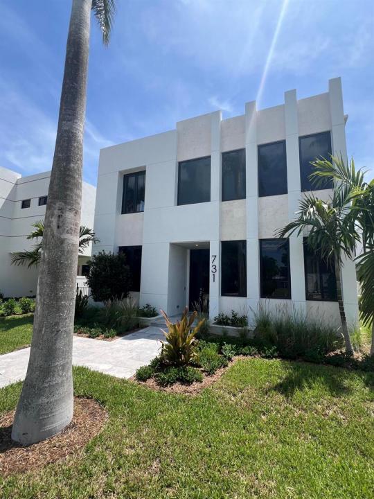 731 SE 4th Avenue, Delray Beach, Florida 33483, USA