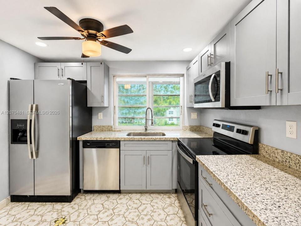 9101 Lime Bay Blvd 315, Tamarac, Floride 33321, États-Unis