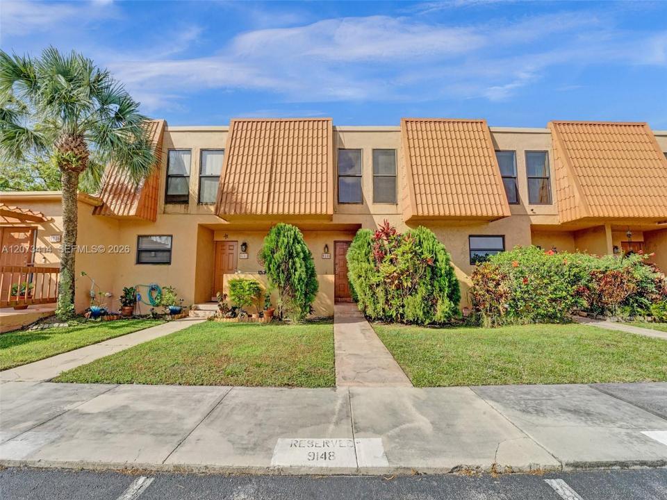 9148 Limetree Ln 181, Pembroke Pines, Floride 33024, États-Unis