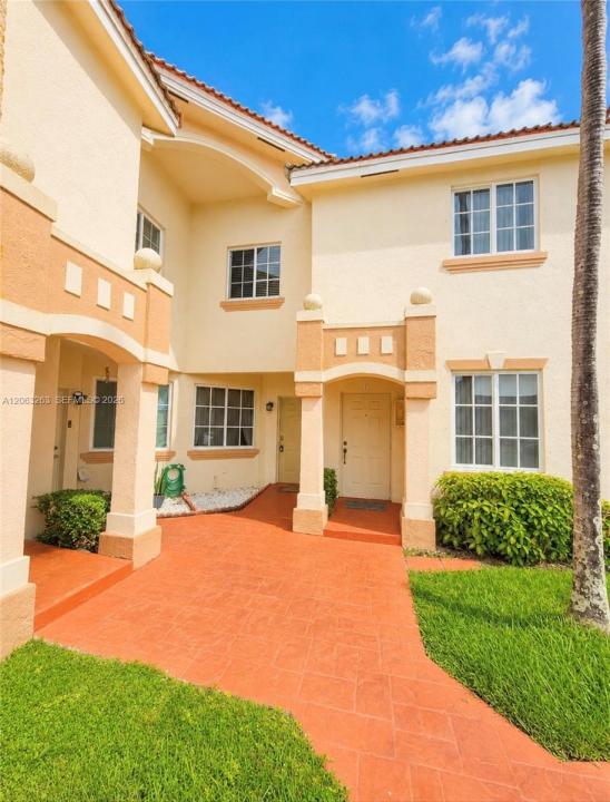 8356 NW 10th St 6D, Miami, Floride 33126, États-Unis
