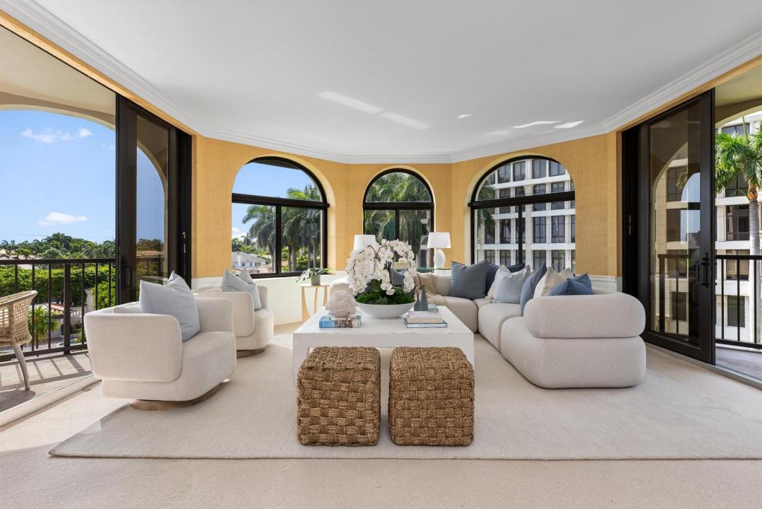 200 Bradley Place 301, Palm Beach, Florida 33480, USA