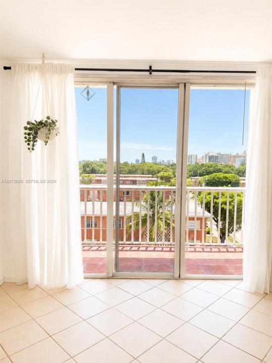 3551 SW 9th Ter 502, Miami, فلوريدا 33135, الولايات المتحدة
