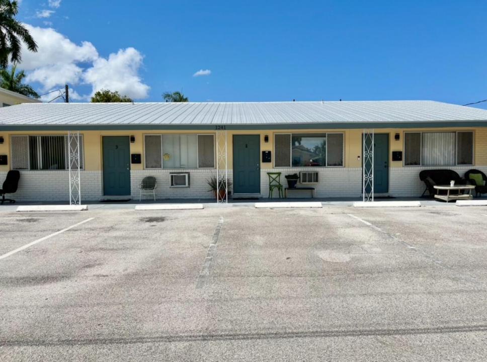 1241 SE 3RD Street 1-4, Deerfield Beach, Floride 33441, États-Unis