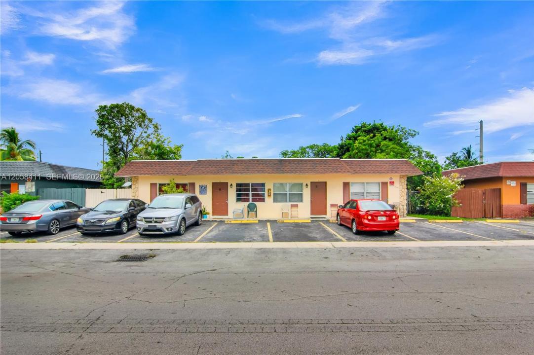 4020 NW 31st Ter 1-5, Lauderdale Lakes, Floride 33309, États-Unis