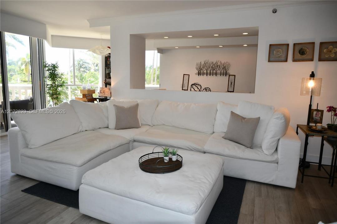1000 E Island Blvd 303, Aventura, Floride 33160, États-Unis