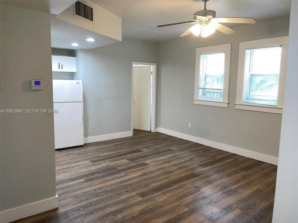 536 14th St 311, Miami Beach, Floride 33139, États-Unis