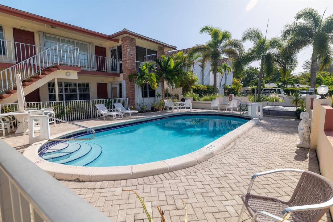 3215 NE 15TH Street 203, Pompano Beach, Floride 33062, États-Unis