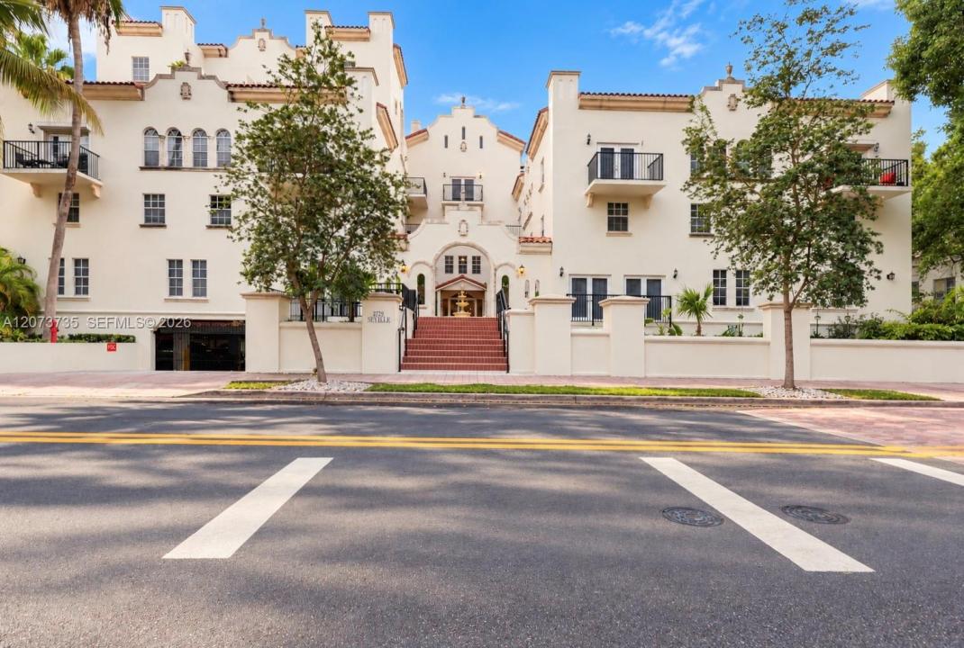 323 Navarre Ave 301, Coral Gables, Florida 33134, Stati Uniti