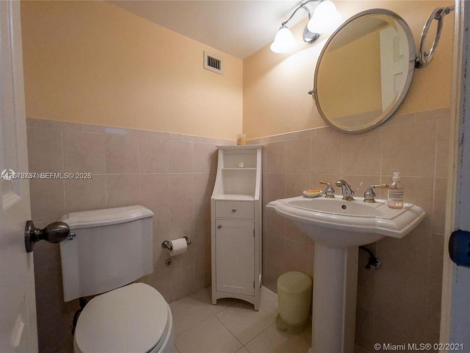 8233 Harding Ave 204, Miami Beach, Flórida 33141, Estados Unidos