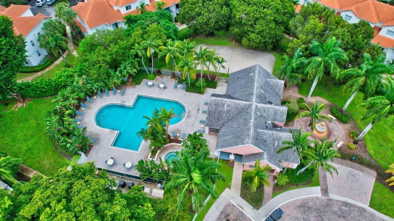 1020 CRYSTAL Way M, Delray Beach, Floride 33444, États-Unis