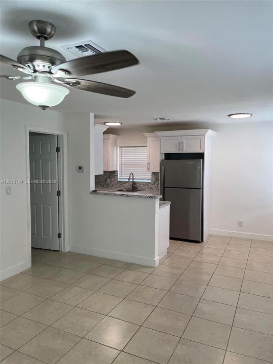 330 NE 7th St 330, Pompano Beach, Floride 33060, États-Unis