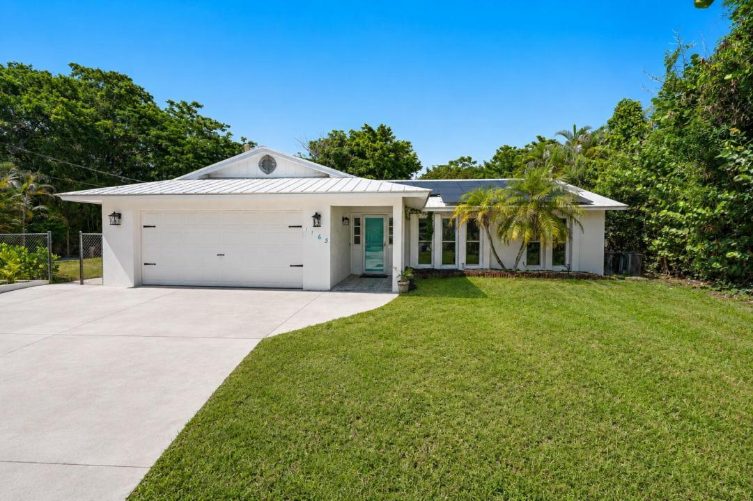 1163 NW 16th Place, Stuart, Floride 34994, États-Unis