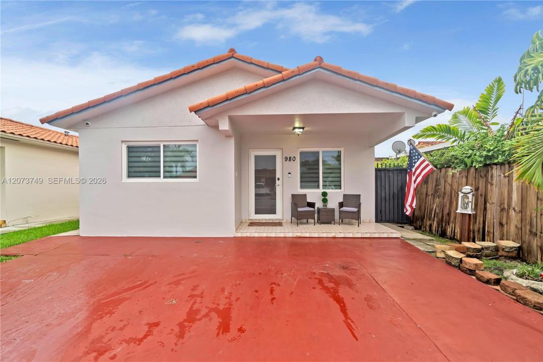 980 W 43rd Pl, Hialeah, Floride 33012, États-Unis
