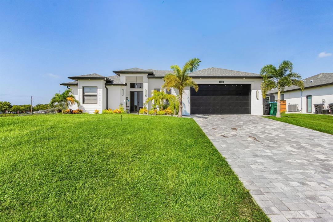 1202 NE 21ST Avenue 1202, Cape Coral, Floride 33909, États-Unis