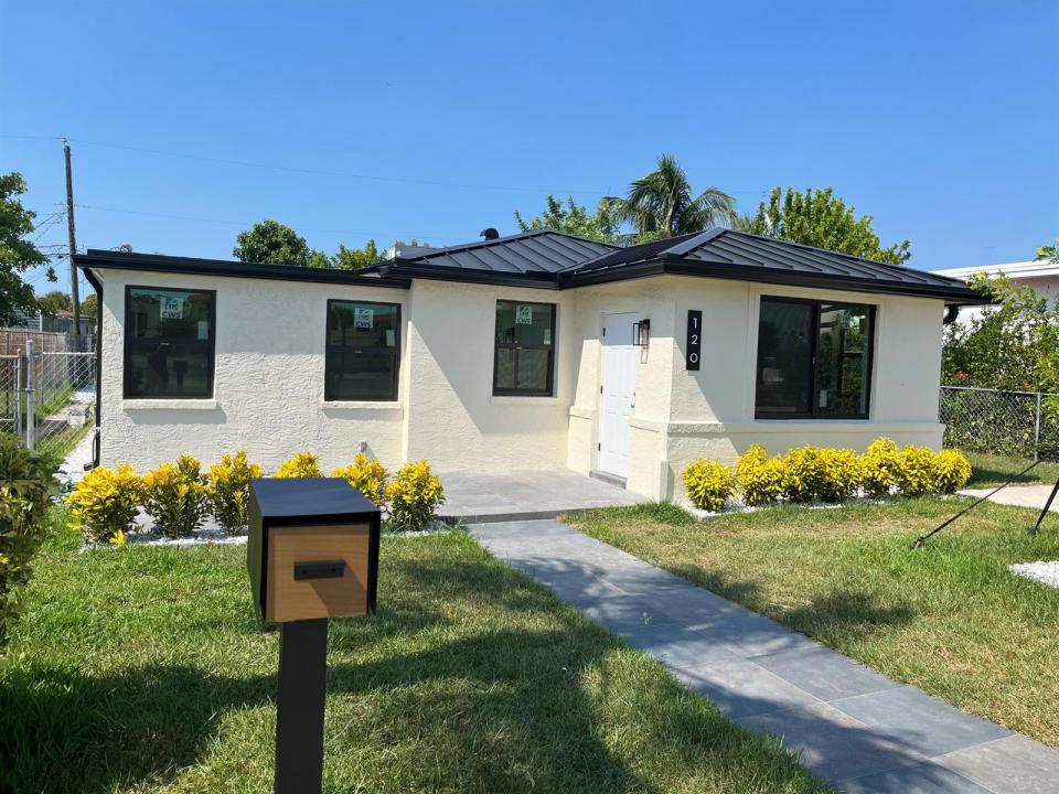 120 W 22ND Street, Riviera Beach, Floride 33404, États-Unis