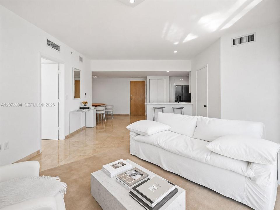 350 S Miami Ave 2304, Miami, Florida 33130, Stati Uniti