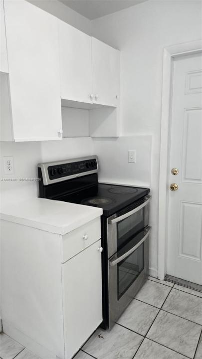 1345 NW 28th St 1, Miami, Floride 33142, États-Unis