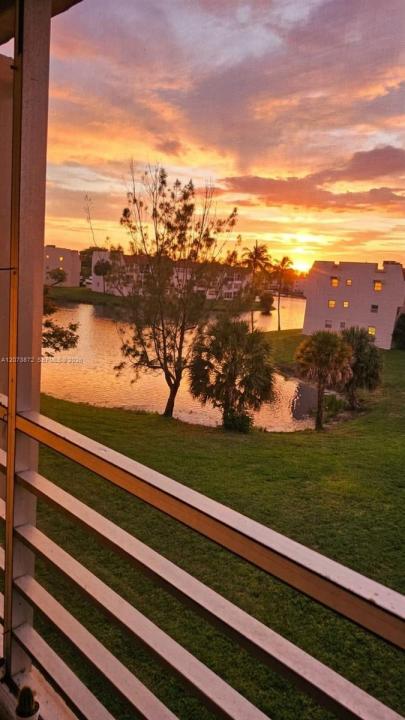 8000 N Sunrise Lakes Dr 309, Sunrise, Floride 33322, États-Unis