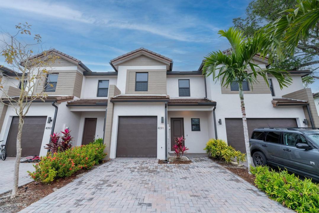 4093 SUNSET Way 4093, Pompano Beach, Flórida 33069, Estados Unidos