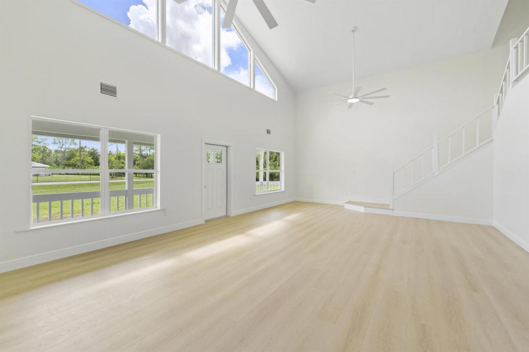 14841 94th N Street, Florida 33412, USA
