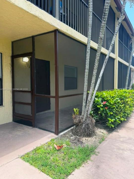 10020 Winding Lake Rd 104, Sunrise, Floride 33351, États-Unis