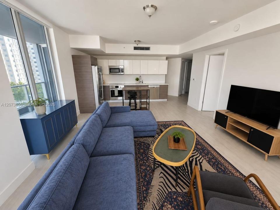 1010 SW 2nd Ave 1409, Miami, Florida 33130, USA