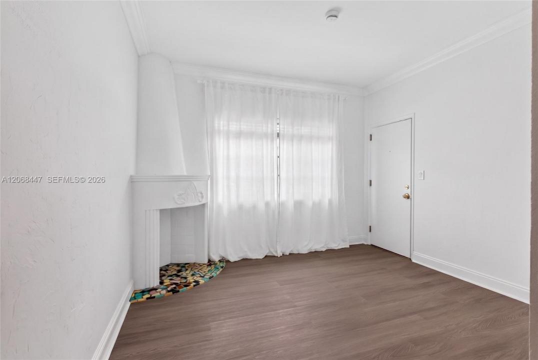1341 Meridian Ave 202, Miami Beach, Floride 33139, États-Unis