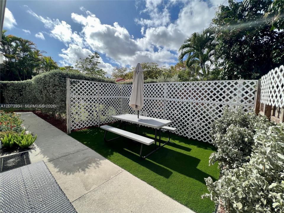 361 SW 20th Rd B, Miami, Florida 33129, Stati Uniti