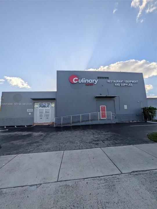 3555 N Andrews Ave, Oakland Park, Floride 33309, États-Unis