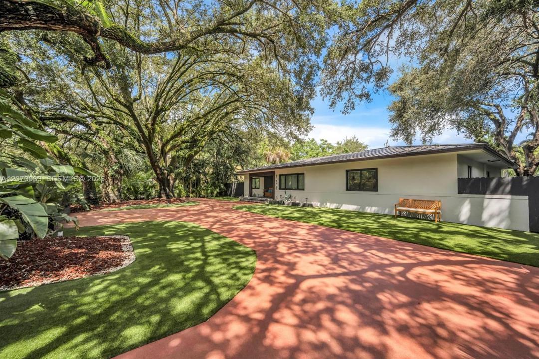 835 NE 120th St, Biscayne Park, Floride 33161, États-Unis
