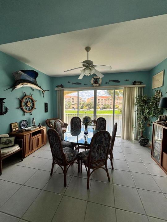 2 E HARBOUR ISLE E Drive 203, Fort Pierce, Floride 34949, États-Unis