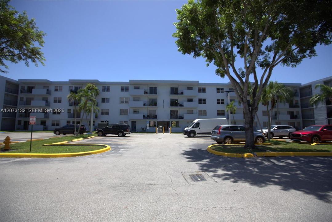 1221 SW 122nd Ave 403, Miami, Floride 33184, États-Unis