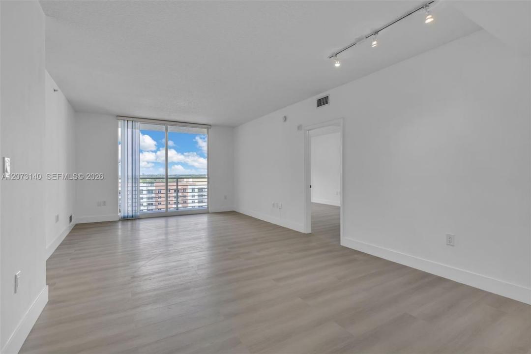 18800 NE 29th Ave LP1022, Aventura, Florida 33180, Stati Uniti