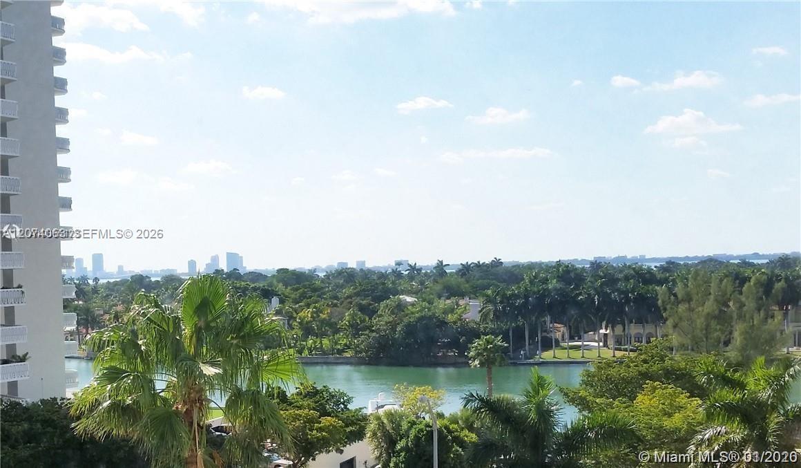 5555 Collins Ave 7T, Miami Beach, Florida 33140, USA