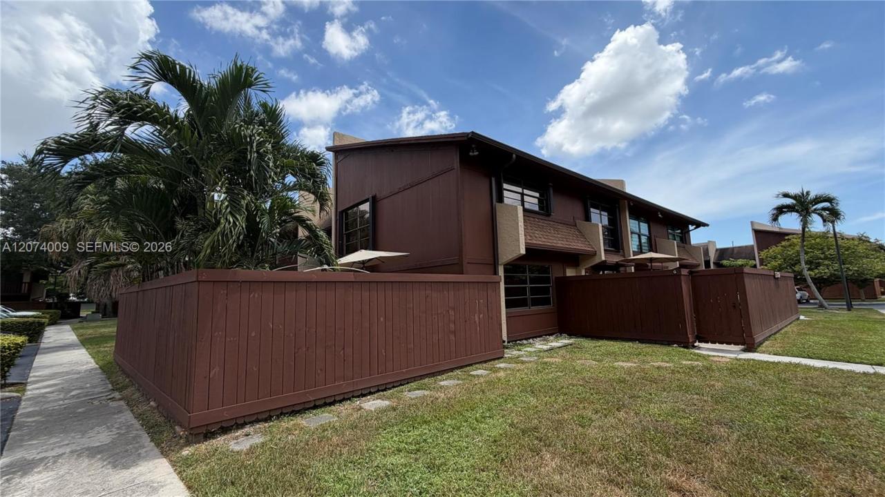 11507 SW 64th St G, Miami, Florida 33173, USA